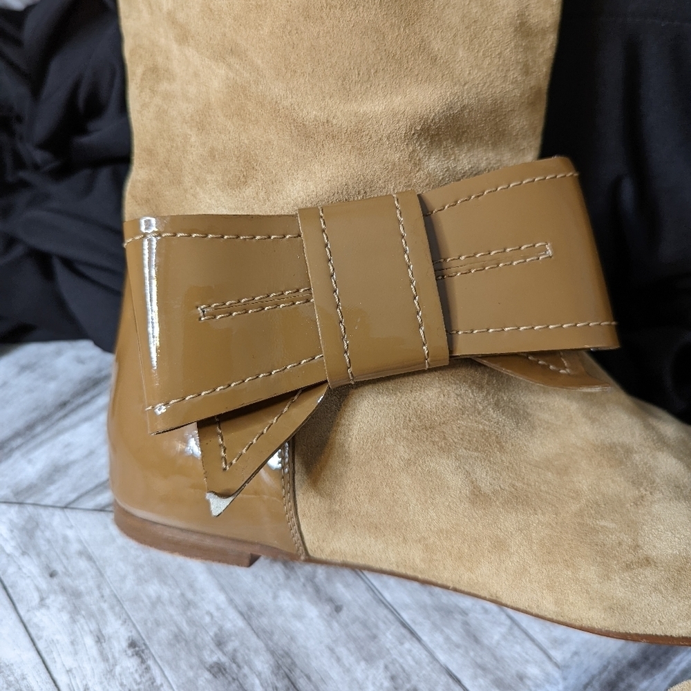Red Valentino Vintage Tan Suede Bow Flat Boots....Size EU 40...US 9 - Picture 7 of 10